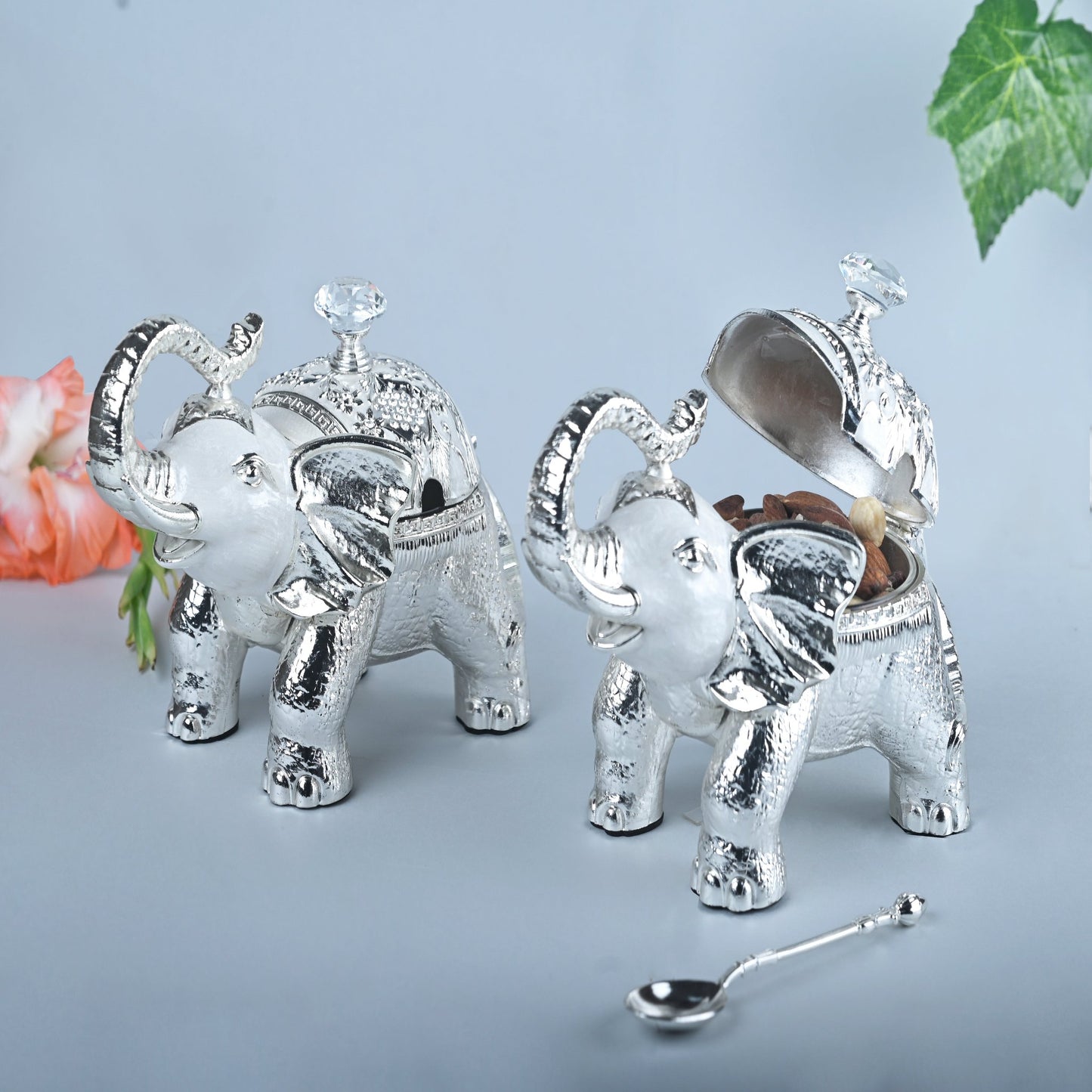 Elephant Candy Box (white)