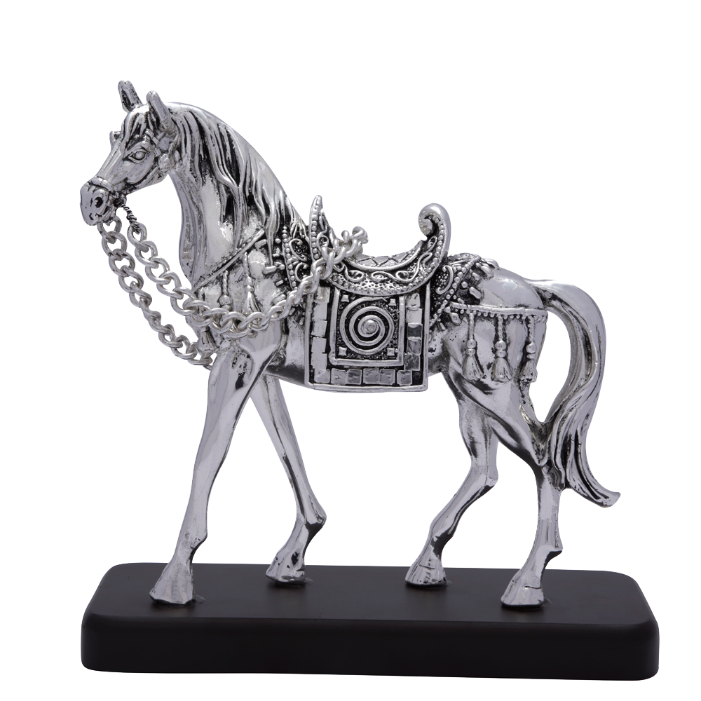 Standing Horse