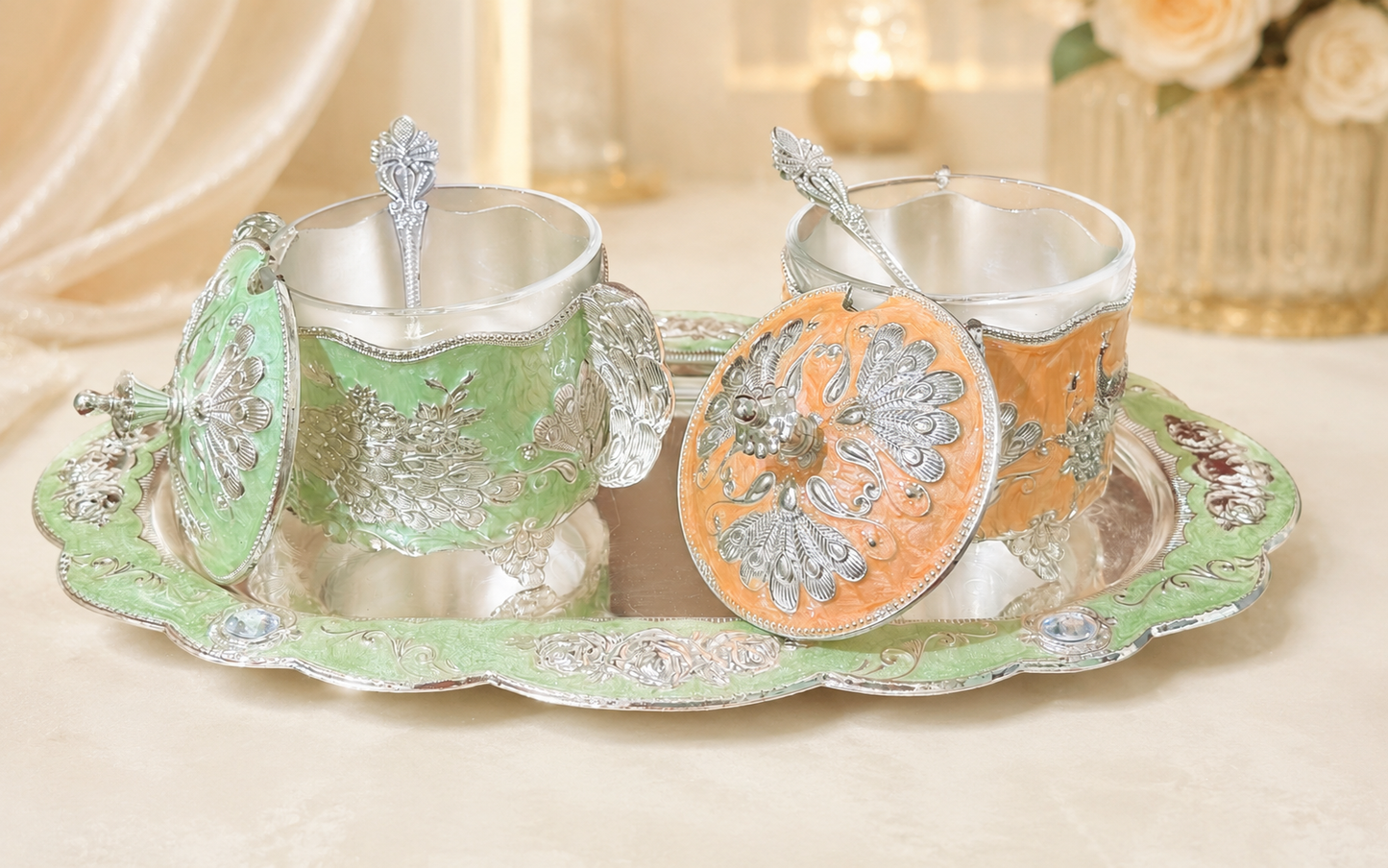 2 Lid Boxes With Tray