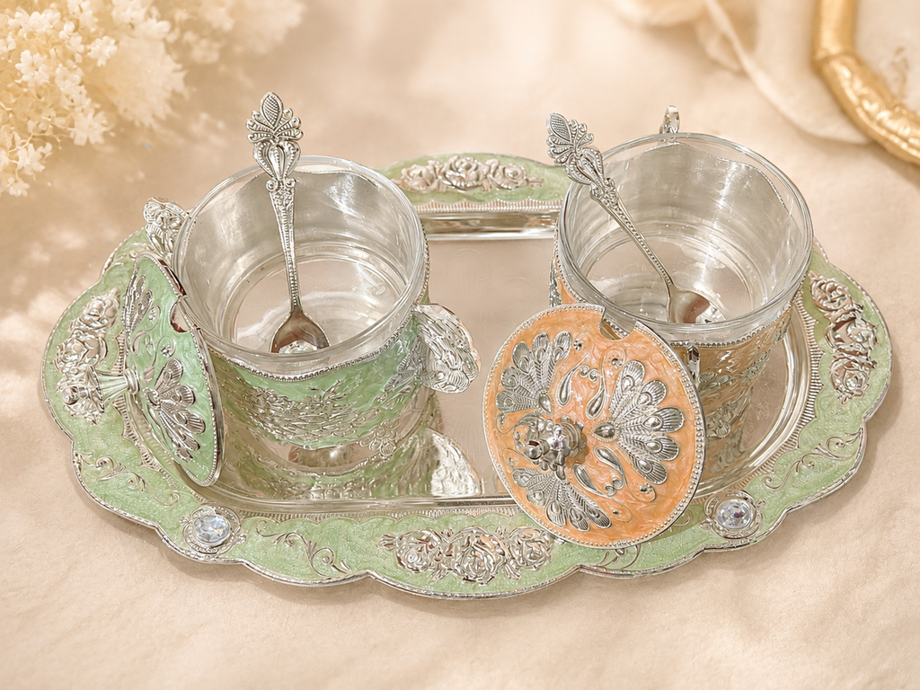 2 Lid Boxes With Tray