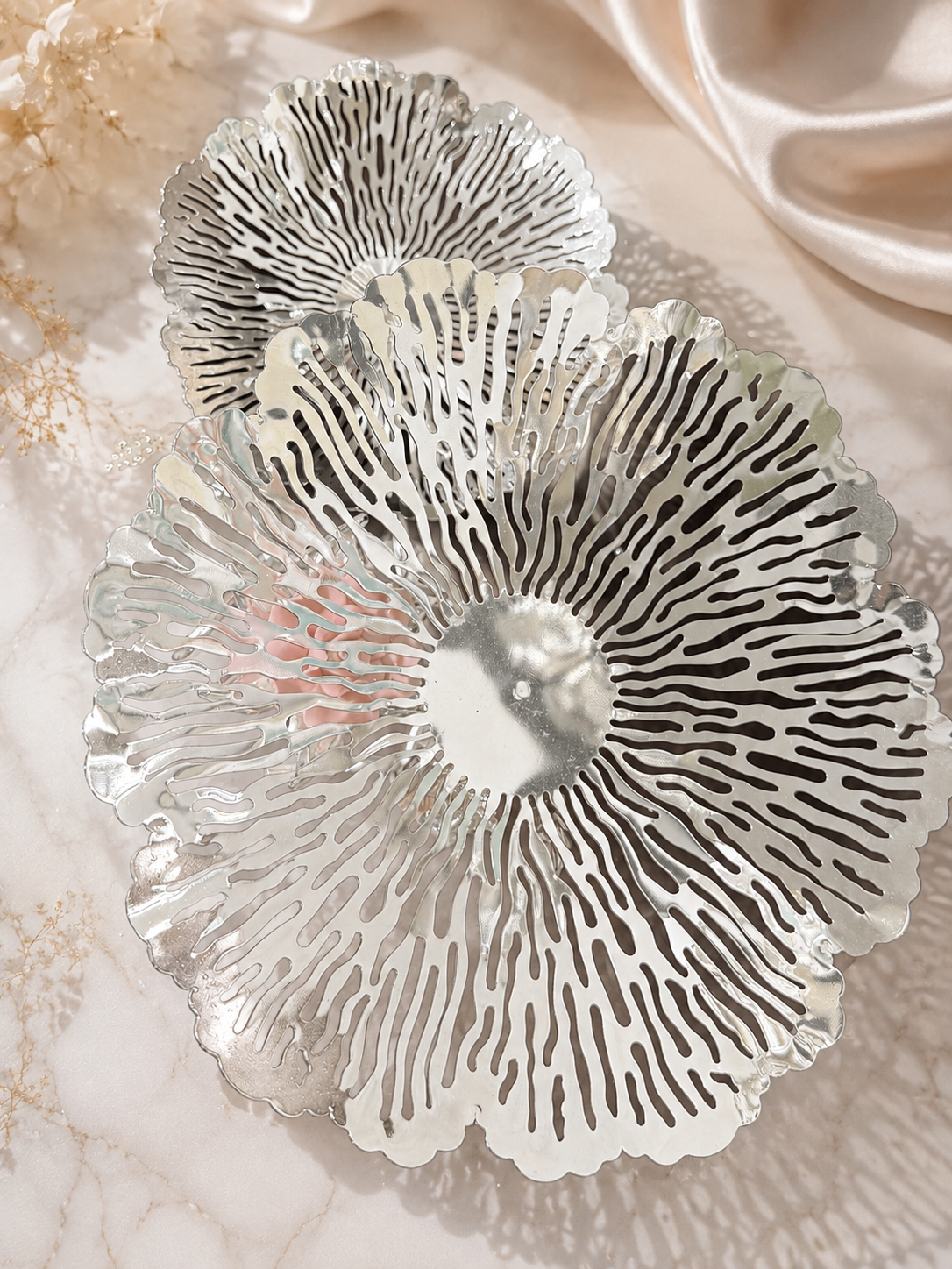 Blossom Serving Stand