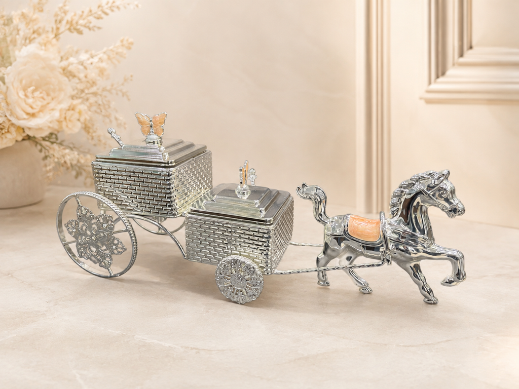 Horse Carriage Candy Box
