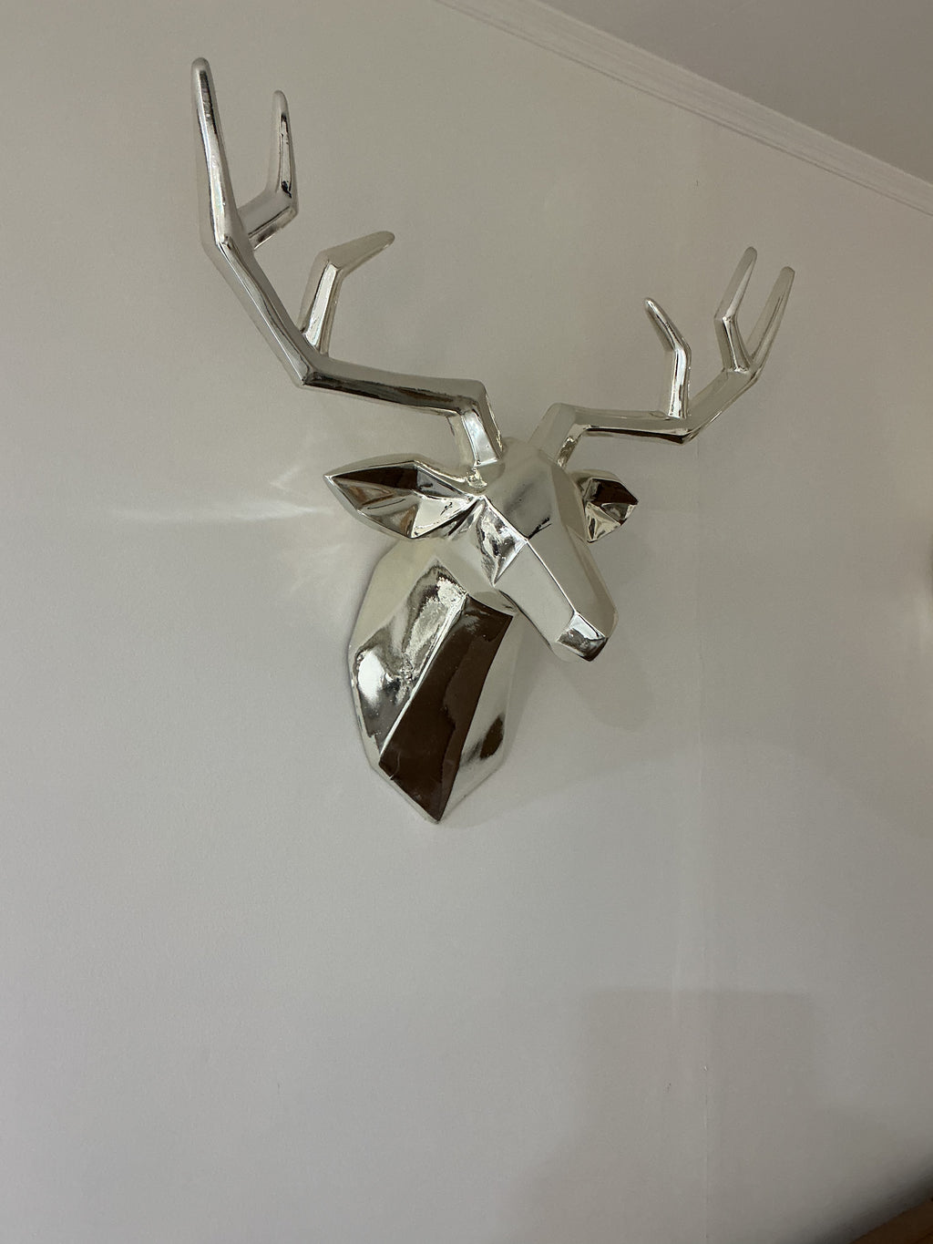 Deer Head Shine Wall Mount