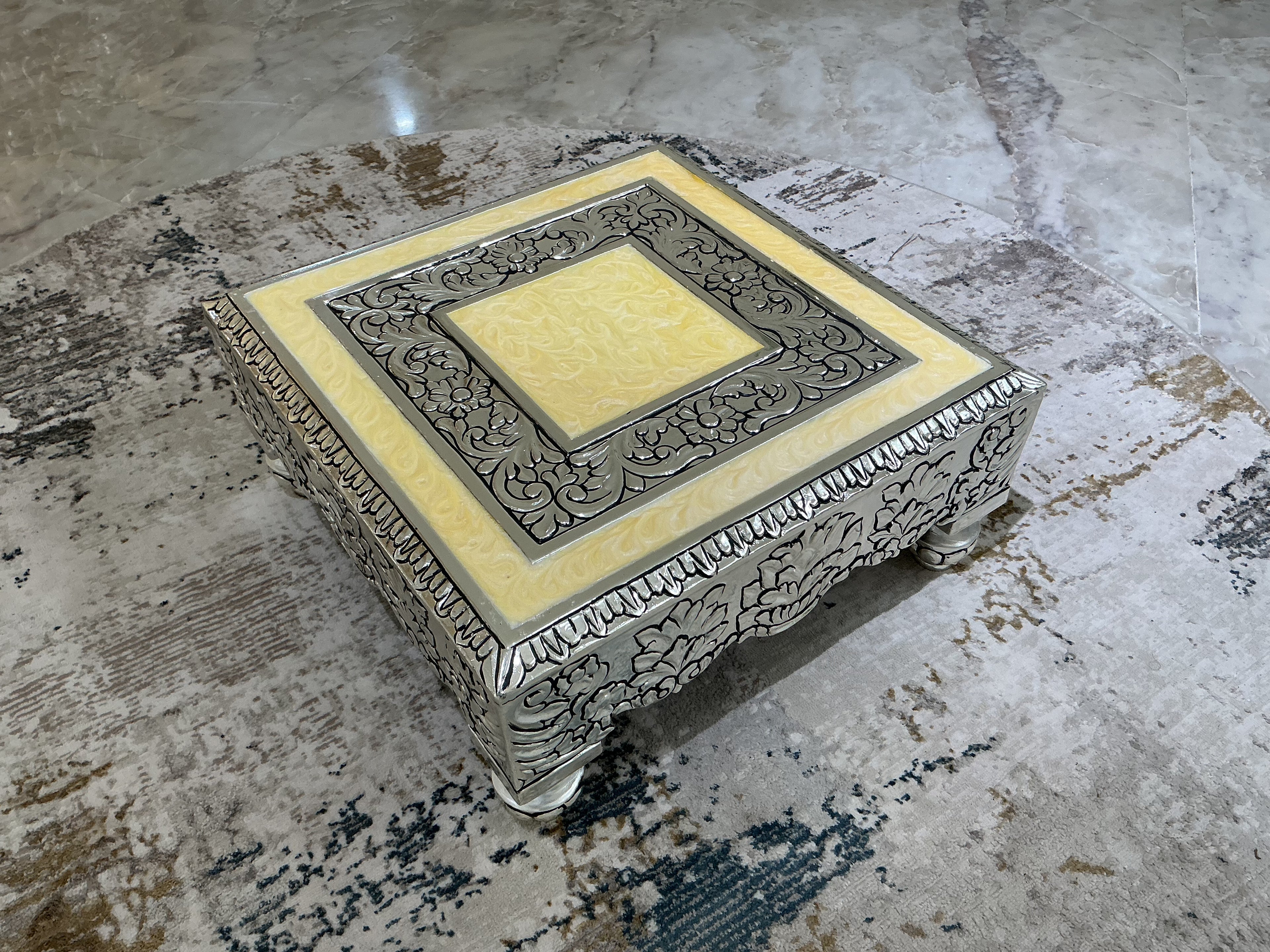 Chowki Medium Colour