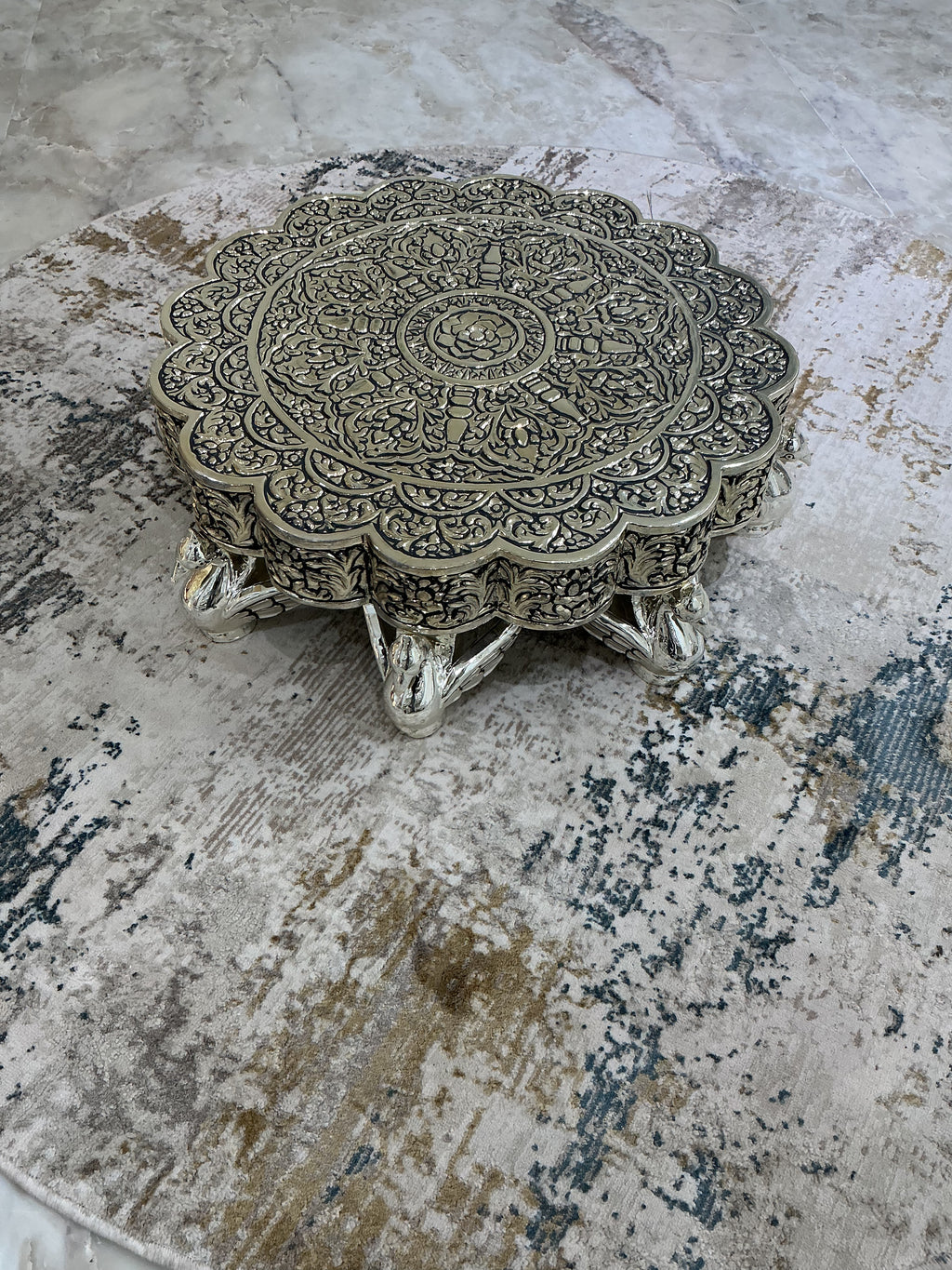 Chowki Oval Peacock
