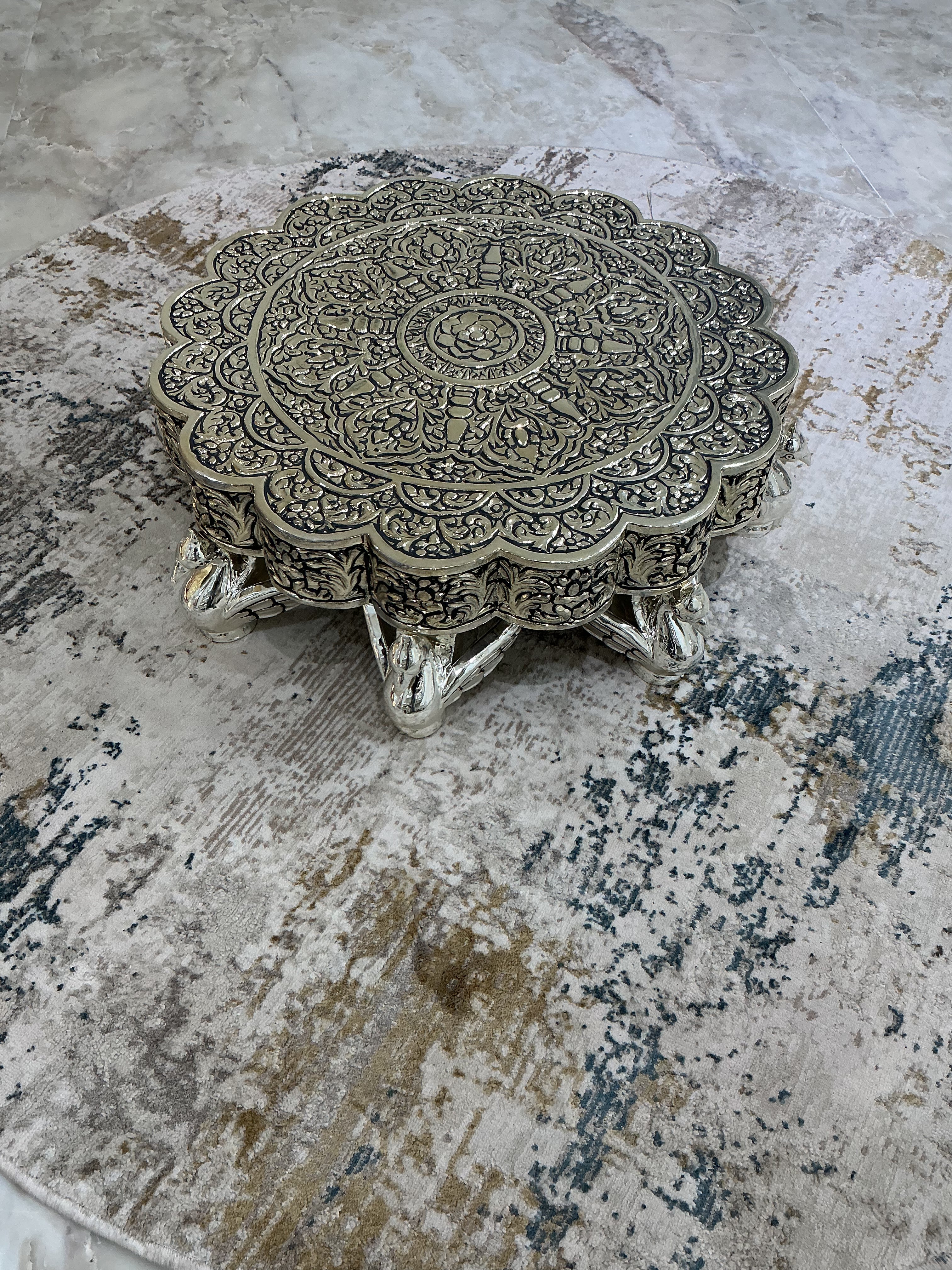 Chowki Oval Peacock