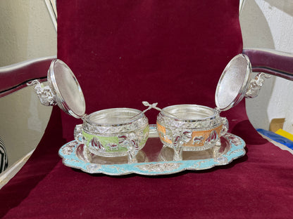 2 Round elephant boxes with Tray