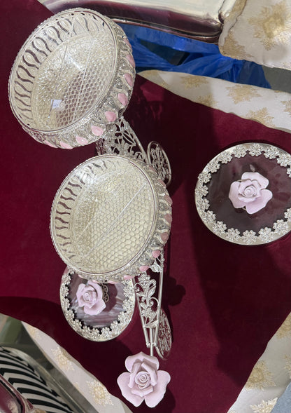Floral Carriage Serving Box