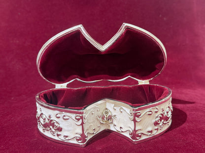 Jewellery Box Heart Shaped - White