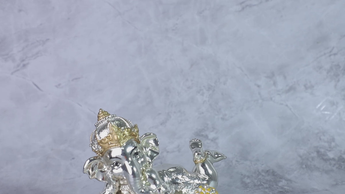 Relaxing Ganesha