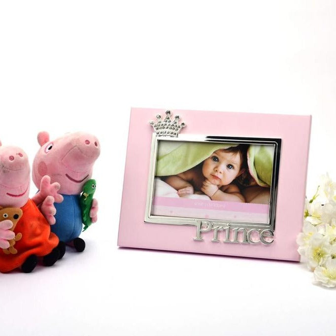Pink crown photoframe with "princess"