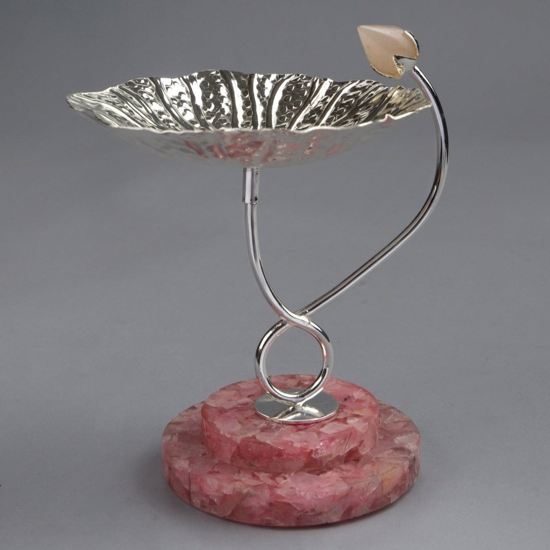 Lotus leaf nut bowl
