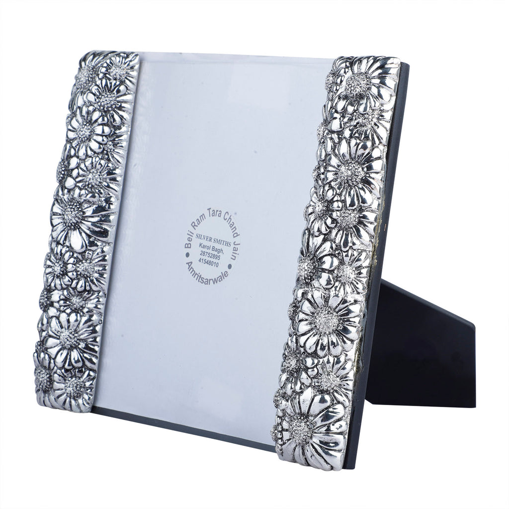 Photo frame
